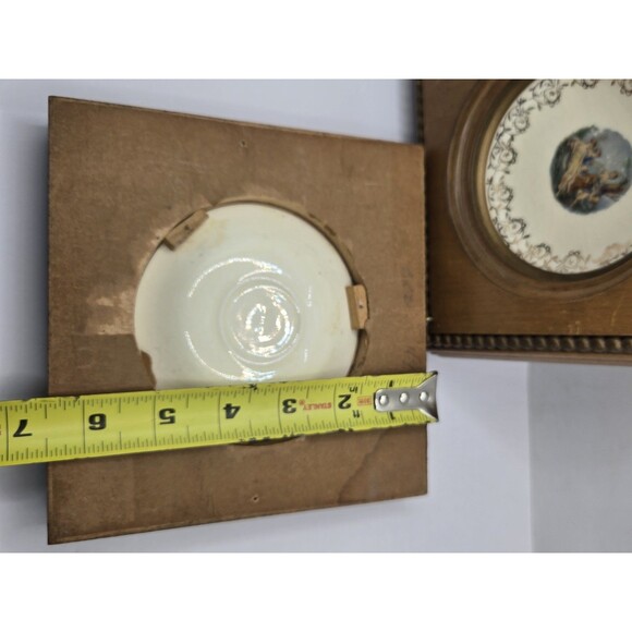 Plate Portraits Ornate Wall Pictures Hollywood Regency Gilt 2 Vtg - Picture 7 of 8